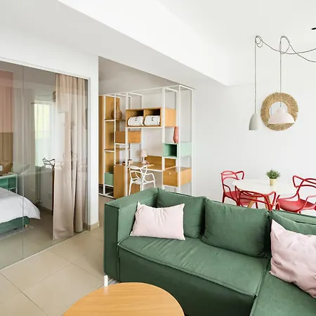 Lägenhetshotell Riva 4*