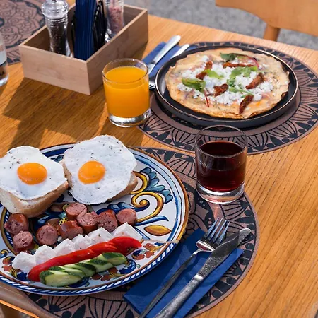 Riva Lägenhetshotell 4*
