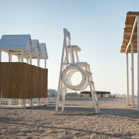 Ξενοδοχείο με διαμερίσματα Riva Mamaia