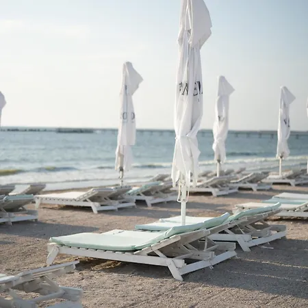 Ξενοδοχείο με διαμερίσματα Riva 4*